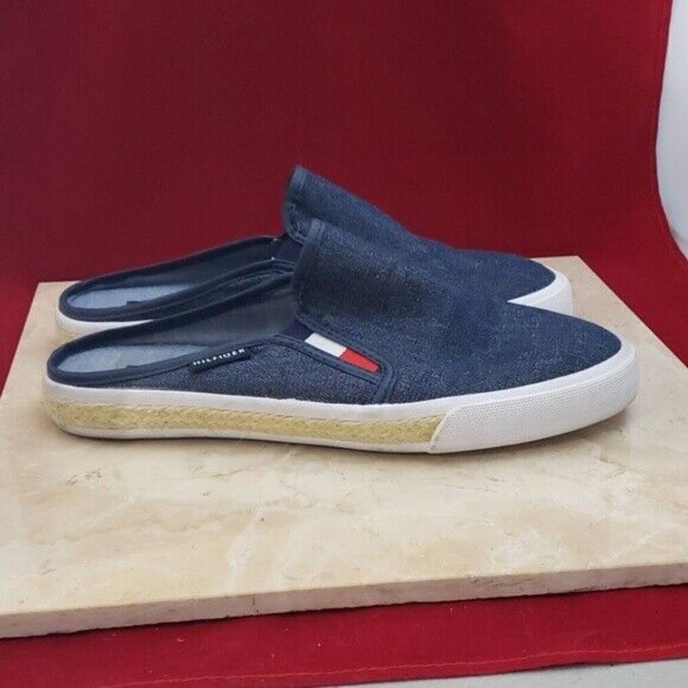 Tommy Hilfiger Backless Slip Ons Size 5.5 (Kids)